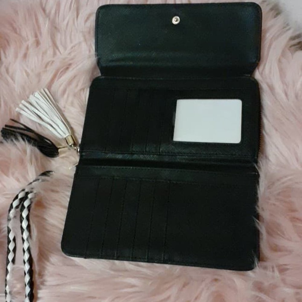 Gently Used Wallet